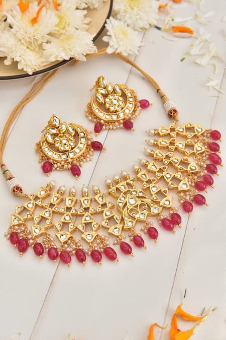 Swabhimann_Red Pearls Kundan Embellished Choker Set _Online_at_Aza_Fashions