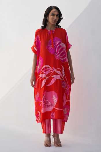 Archana Shah Red Silk Pomegranate Round Saga Oversized Pomo Pattern Kurta And Pant Set Online at Aza Fashions Archana Shah_Red Silk Pomegranate Round Saga Oversized Pomo Pattern Kurta And Pant Set _Online_at_Aza_Fashions
