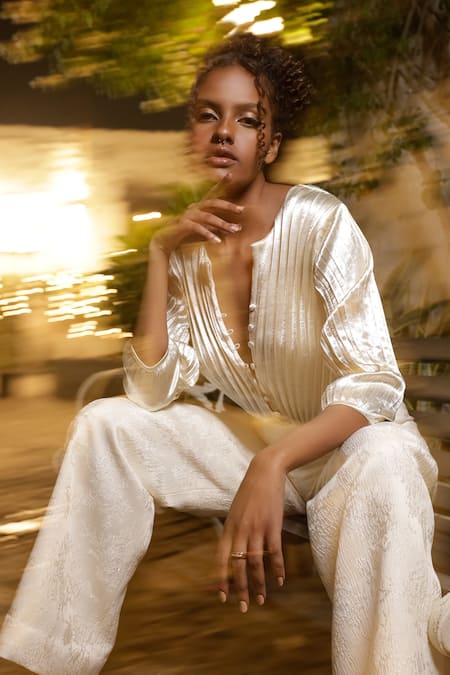 Zwaan_Ivory Jacquard, Satin V-neck Pleated Top _Online_at_Aza_Fashions