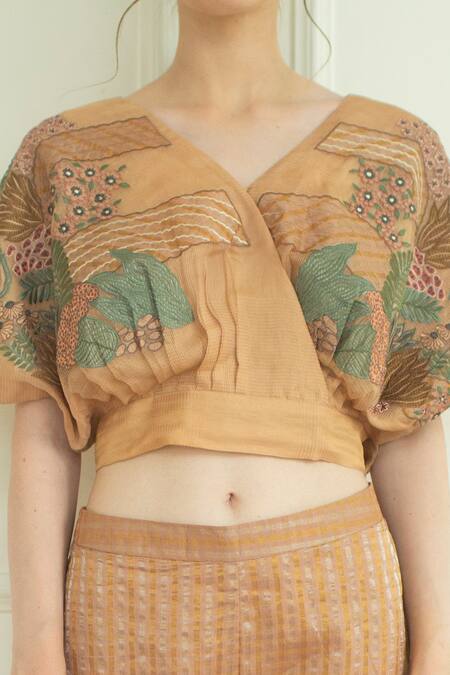 Buy_Oja_Gold Handloom Silk Applique V Neck Short Embroidered Tunic And Pant Set _Online_at_Aza_Fashions