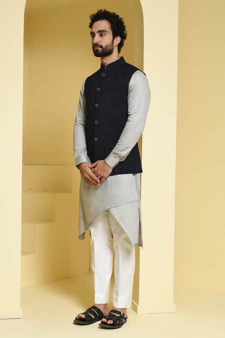 Buy_Kustomeyes_Blue Cotton, Silk Embroidery Floral Bundi And Kurta Set _Online_at_Aza_Fashions