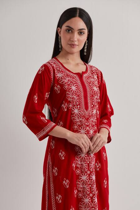 Buy Priya Chaudhary Red Cotton, Chiffon Embroidery Split V-neck Chikankari Kurta Set Online at Aza Fashions Buy_Priya Chaudhary_Red Cotton, Chiffon Embroidery Split V-neck Chikankari Kurta Set _Online_at_Aza_Fashions
