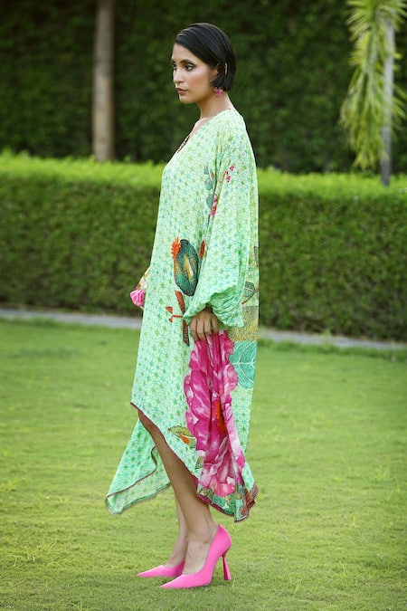 Buy_Shilpi Gupta_Green Viscose Crepe Floral, Geometric V Neck Print Dress _Online_at_Aza_Fashions