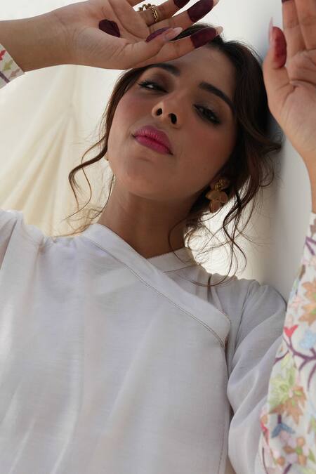 Buy Kanika Sharma White Chanderi, Cotton, Muslin Embroidery Bandeau Neck Angarkha And Palazzo Set Online at Aza Fashions Buy_Kanika Sharma_White Chanderi, Cotton, Muslin Embroidery Bandeau Neck Angarkha And Palazzo Set _Online_at_Aza_Fashions