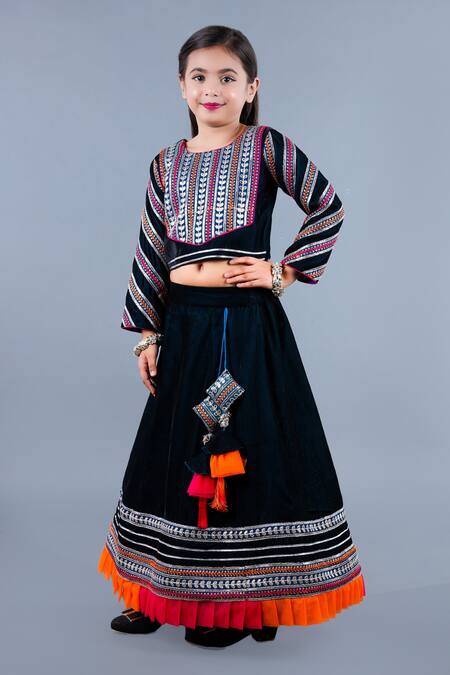 Buy_Shining Kanika_Black Velvet Embellished Linear Pleated And Border Lehenga Set_Online_at_Aza_Fashions