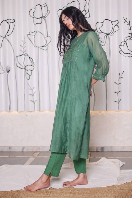 Buy_Tatwa_Green Handloom Cotton, Viscose, Silk Chanderi Floral Kurta And Pant Set_Online_at_Aza_Fashions