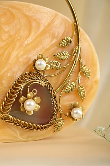 Buy_Miar Designs_Yellow Abstract Pattern Fara Oval Resin Clutch_Online_at_Aza_Fashions