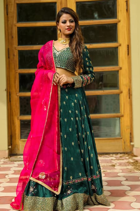 Buy Kanj By Priyanka A Sakhuja Green Upada Sequin, Zari And Thread Work V Esma Embroidered Lehenga Set Online at Aza Fashions Buy_Kanj By Priyanka A Sakhuja_Green Upada Sequin, Zari And Thread Work V Esma Embroidered Lehenga Set _Online_at_Aza_Fashions