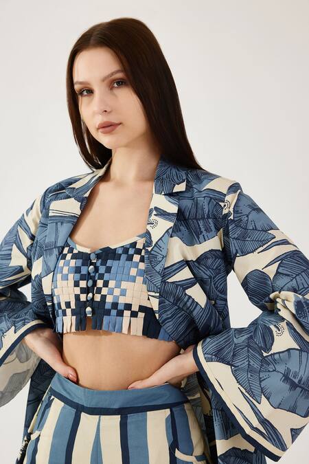 Buy_Koai_White Poplin Embroidery Scoop Neck Woven Sleeveless Bustier _Online_at_Aza_Fashions