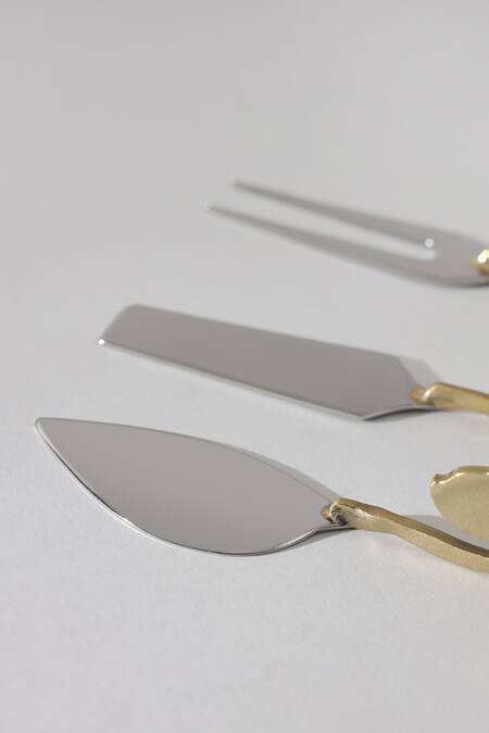 Buy_Table Manners_Gold Brass/ss Carved Details Kitty Party Cheese Knives Set_Online_at_Aza_Fashions