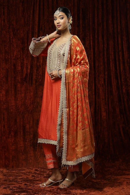Buy_Shikhar Sharma_Orange Silk Chanderi Embroidered Pearl Leaf Neck Kurta Pant Set _Online_at_Aza_Fashions