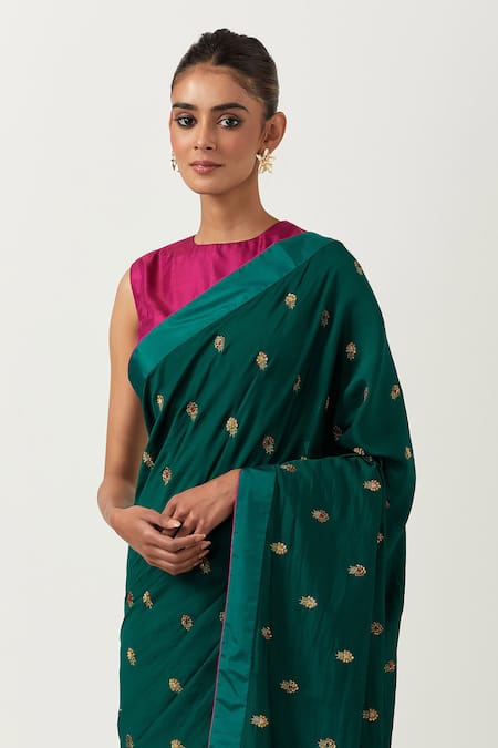 Buy_Label Earthen_Green Chanderi Silk, Chiffon Embroidery Round Neck Hazzarbuti Saree With Blouse _Online_at_Aza_Fashions