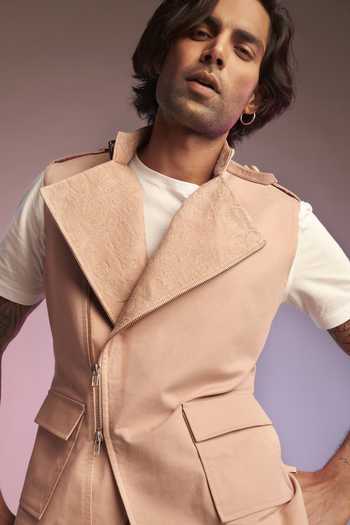 Buy S&N By Shantnu Nikhil Pink Cotton Thread Waistcoat Online at Aza Fashions Buy_S&N By Shantnu Nikhil_Pink Cotton Thread Waistcoat_Online_at_Aza_Fashions