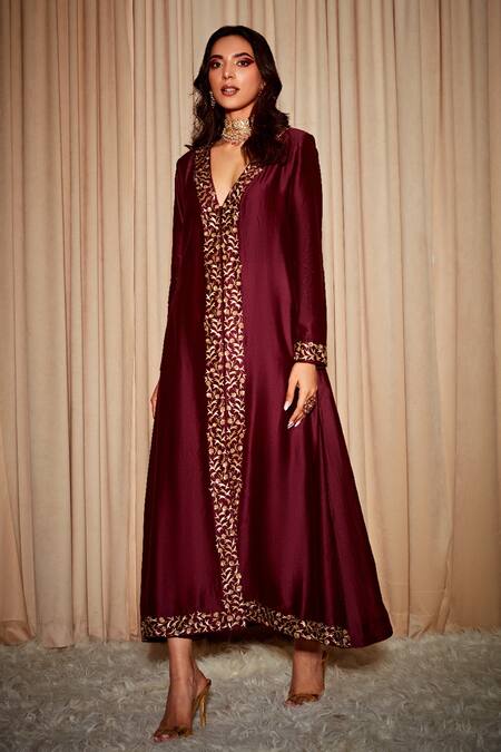 Dohr India Maroon Silk, Chanderi, Cotton Zari, Embroidery V-neck Kurta And Pant Set Online at Aza Fashions Dohr India_Maroon Silk, Chanderi, Cotton Zari, Embroidery V-neck Kurta And Pant Set_Online_at_Aza_Fashions