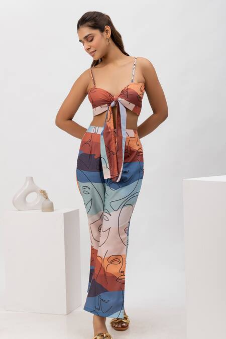 Buy Dawn And Dusk Multi Color Cotton V-neck Gradient Frost Printed Blazer Set Online at Aza Fashions Buy_Dawn And Dusk_Multi Color Cotton V-neck Gradient Frost Printed Blazer Set_Online_at_Aza_Fashions