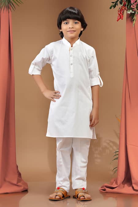 Buy_Kora By Nilesh Mitesh_Multi Color Silk Embroidery Abstract Print Bundi Kurta Set_Online_at_Aza_Fashions