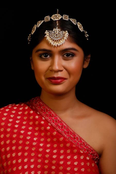 Buy_Ishhaara_Gold Plated Kundan And Pearl Floral Maangtikka Mathapatti Set _Online_at_Aza_Fashions