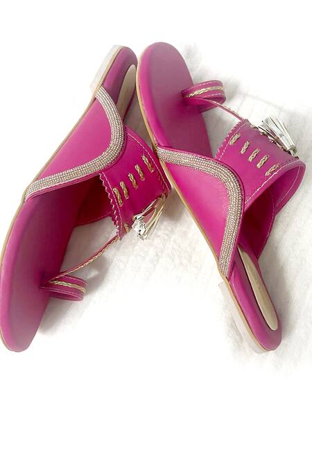 Buy Foot Fuel Pink Rhinestone Studded Kolhapuri Flats Online at Aza Fashions Buy_Foot Fuel_Pink Rhinestone Studded Kolhapuri Flats _Online_at_Aza_Fashions