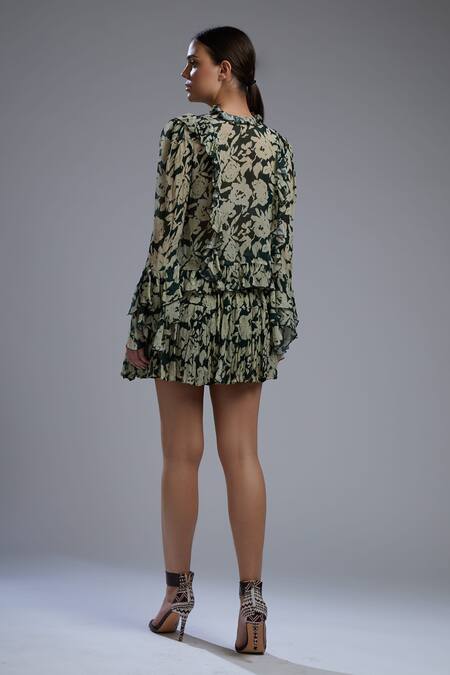 Shop Koai Beige Chiffon Floral Print Flared Skirt at Aza Fashions Shop_Koai_Beige Chiffon Floral Print Flared Skirt_at_Aza_Fashions