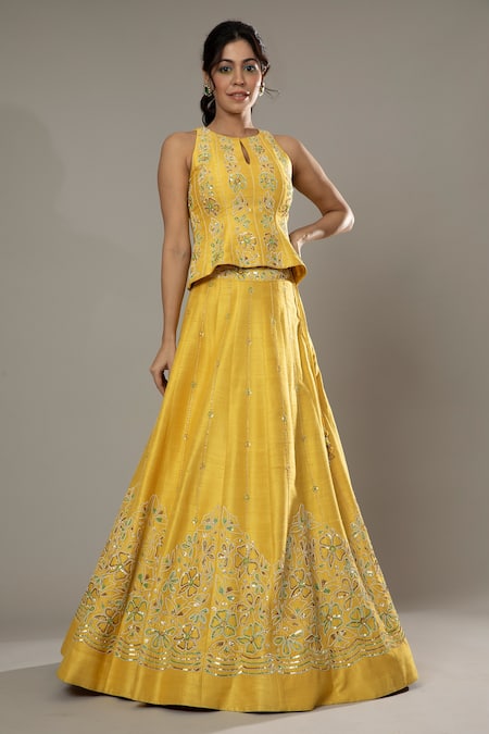 Shop_I Am Design_Yellow Raw , Organza Mango Bite Hand Embroidered Bridal Lehenga Set _Online_at_Aza_Fashions
