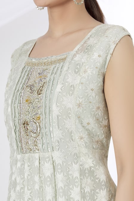 Kanika Sharma_Grey Kurta Phulkari Dupatta Georgette Pant Crepe Square Embroidered Set_at_Aza_Fashions