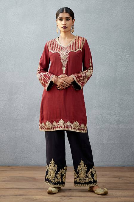 Buy_Torani_Maroon Slub , Pure Satin Bhagalpuri Gulghast Shiraz Kurta Pant Set _Online_at_Aza_Fashions