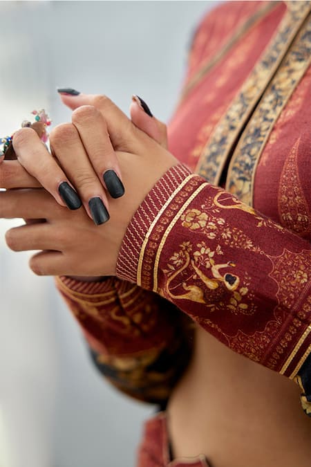 Torani_Black Slub Silk Bhagalpuri Floral Motifs Round Gulghast Nusrat Printed Blouse _Online_at_Aza_Fashions