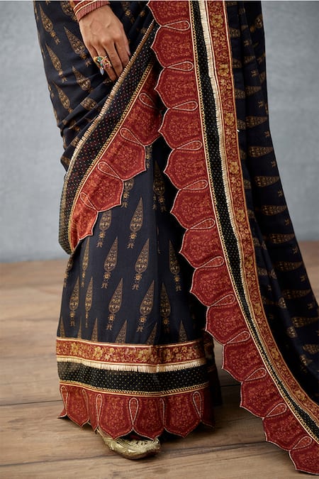 Shop_Torani_Black Slub Silk Bhagalpuri Floral Motifs Gulghast Nusrat Printed Saree _Online_at_Aza_Fashions
