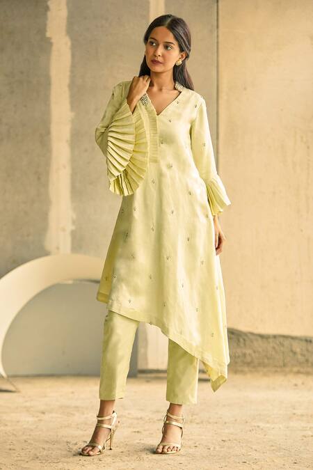 Shop_Ariyana By Aza_Green Linen, Satin, Cotton, Silk Embroidery V-neck Asymmetric Kurta And Pant Set _at_Aza_Fashions