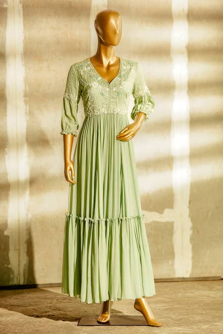 Aariyana Couture Floral Embroidered Kurta 