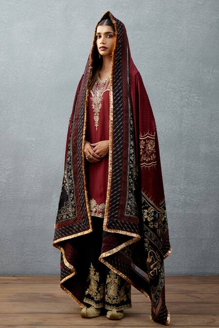 Torani_Black Slub Silk Digital Bhagalpuri Print Gulghast Zeenat Doshala _Online_at_Aza_Fashions