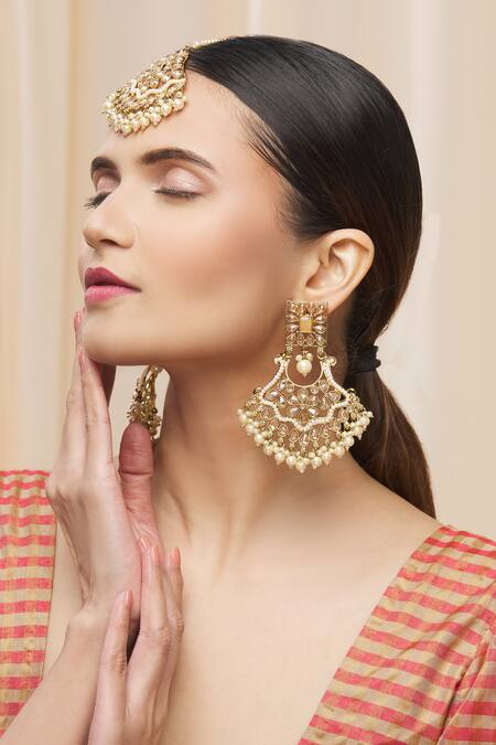 Buy Moh-Maya By Disha Khatri Gold Plated Stones, Beads Danglers With Maangtikka Online at Aza Fashions Buy_Moh-Maya By Disha Khatri_Gold Plated Stones, Beads Danglers With Maangtikka _Online_at_Aza_Fashions