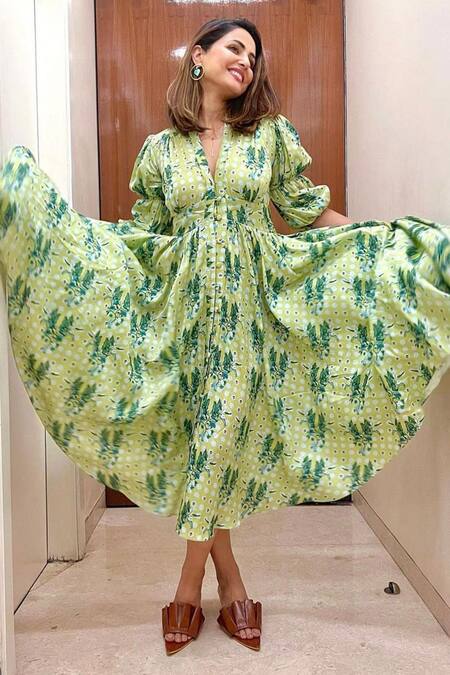 Ekastories_Green Cotton V-neck Geometric Print Dress_at_Aza_Fashions