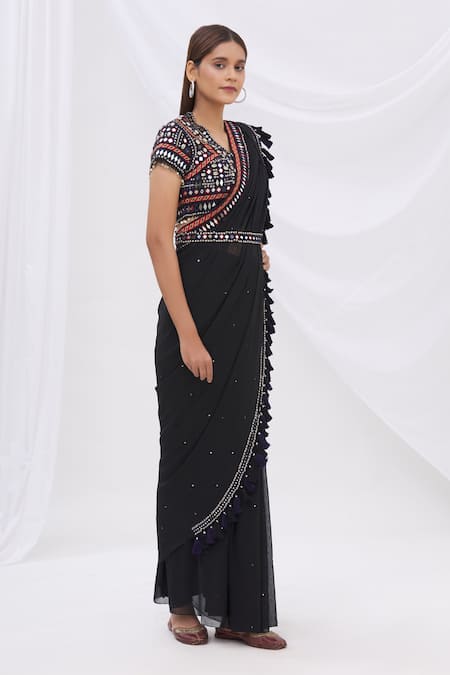 Surily G_Black Georgette Pre-draped Tassel Saree _Online_at_Aza_Fashions