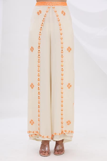 Surily G White Crepe, Georgette Layered Flared Pants Online at Aza Fashions Surily G_White Crepe, Georgette Layered Flared Pants _Online_at_Aza_Fashions