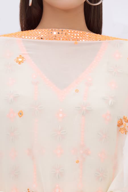 Shop_Surily G_White Crepe, Georgette Embroidered Tassel Dupatta_Online_at_Aza_Fashions