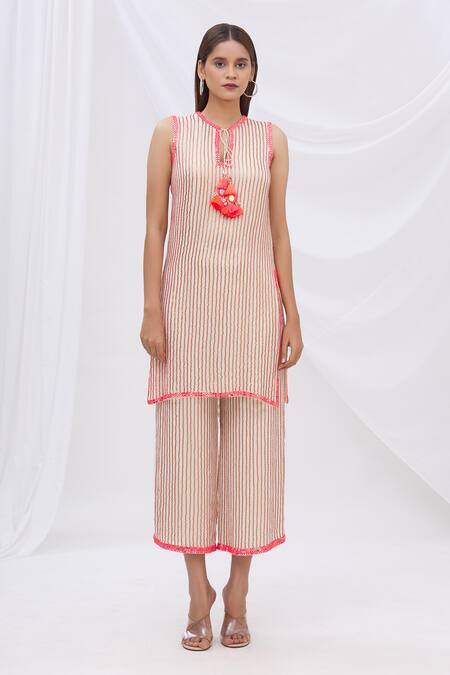 Shop_Surily G_White Crepe, Georgette Round Embroidered Short Kurta_Online_at_Aza_Fashions