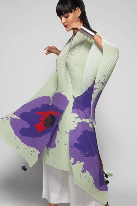 Shop_Payal Khandwala_Green Pleated Kimono Tunic_Online_at_Aza_Fashions