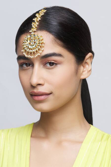 Just Shradhas_Gold Plated Kundan Crescent Moon Maangtikka _Online_at_Aza_Fashions
