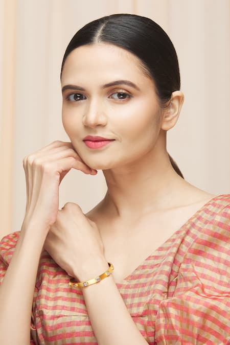 Ananta Jewels Geometric Motif Bangle 