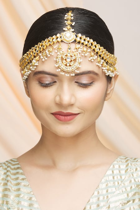 Vivinia By Vidhi Mehra_Gold Plated Kundan Mathapatti_Online_at_Aza_Fashions