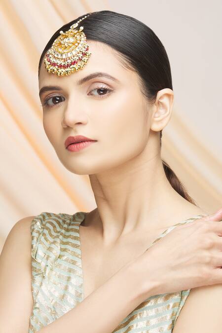 Vivinia By Vidhi Mehra_Gold Plated Kundan Maangtikka _at_Aza_Fashions