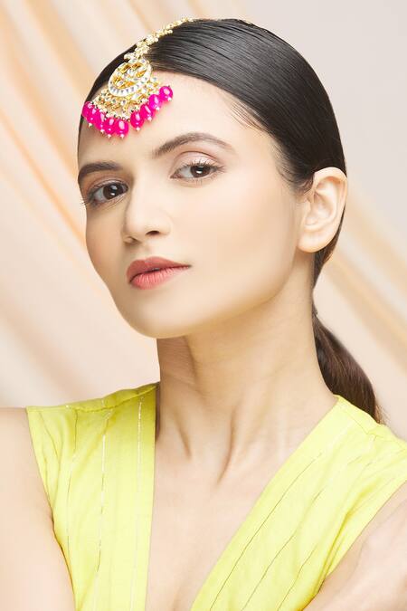 Shop Vivinia By Vidhi Mehra Gold Plated Kundan Maangtikka Online at Aza Fashions Shop_Vivinia By Vidhi Mehra_Gold Plated Kundan Maangtikka _Online_at_Aza_Fashions