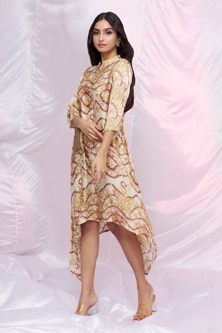 Buy Punit Balana Yellow Silk Satin Abstract, Patch Work Mandarin Collar Print Tunic Online at Aza Fashions Buy_Punit Balana_Yellow Silk Satin Abstract, Patch Work Mandarin Collar Print Tunic_Online_at_Aza_Fashions
