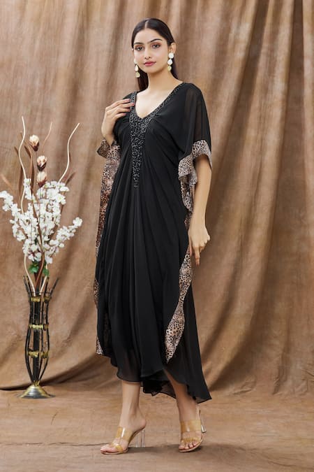 White African women's chiffon Abaya Moroccan Kaftan dress with black r