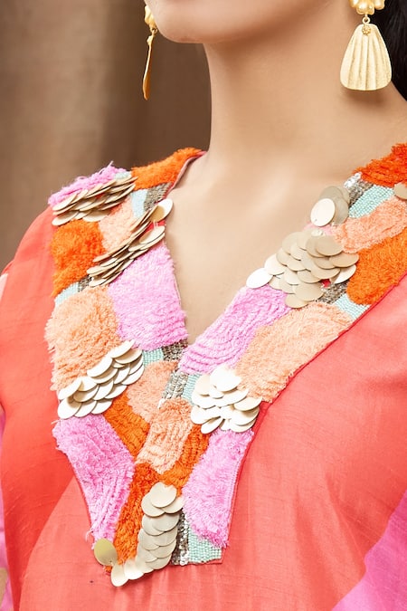 Archana Shah_Pink Bamberg Silk Sequins, Thread Work, Tropical Wave Print V Neck Maxi Dress_at_Aza_Fashions