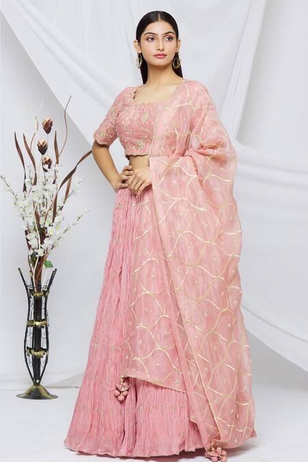 Surbhi Shah_Gold Organza, Pure Chanderi Floral Scallop Round Neck Lehenga Set_Online_at_Aza_Fashions