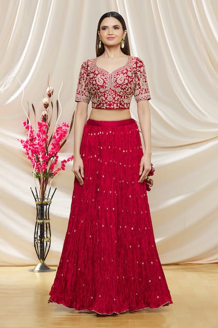 Buy_Surbhi Shah_Maroon Pure Cora Silk Embroidery Floral Leaf Neck Crushed Lehenga Set _Online_at_Aza_Fashions