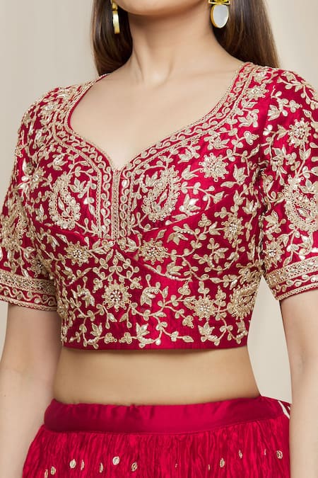 Surbhi Shah_Maroon Pure Cora Silk Embroidery Floral Leaf Neck Crushed Lehenga Set _at_Aza_Fashions