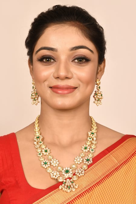 Buy_Auraa Trends_Gold Plated Stones, Diamonds Floral Kundan Necklace Set _Online_at_Aza_Fashions
